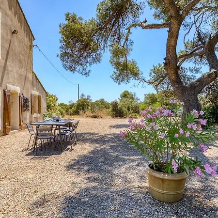Holiday home La Garrigue